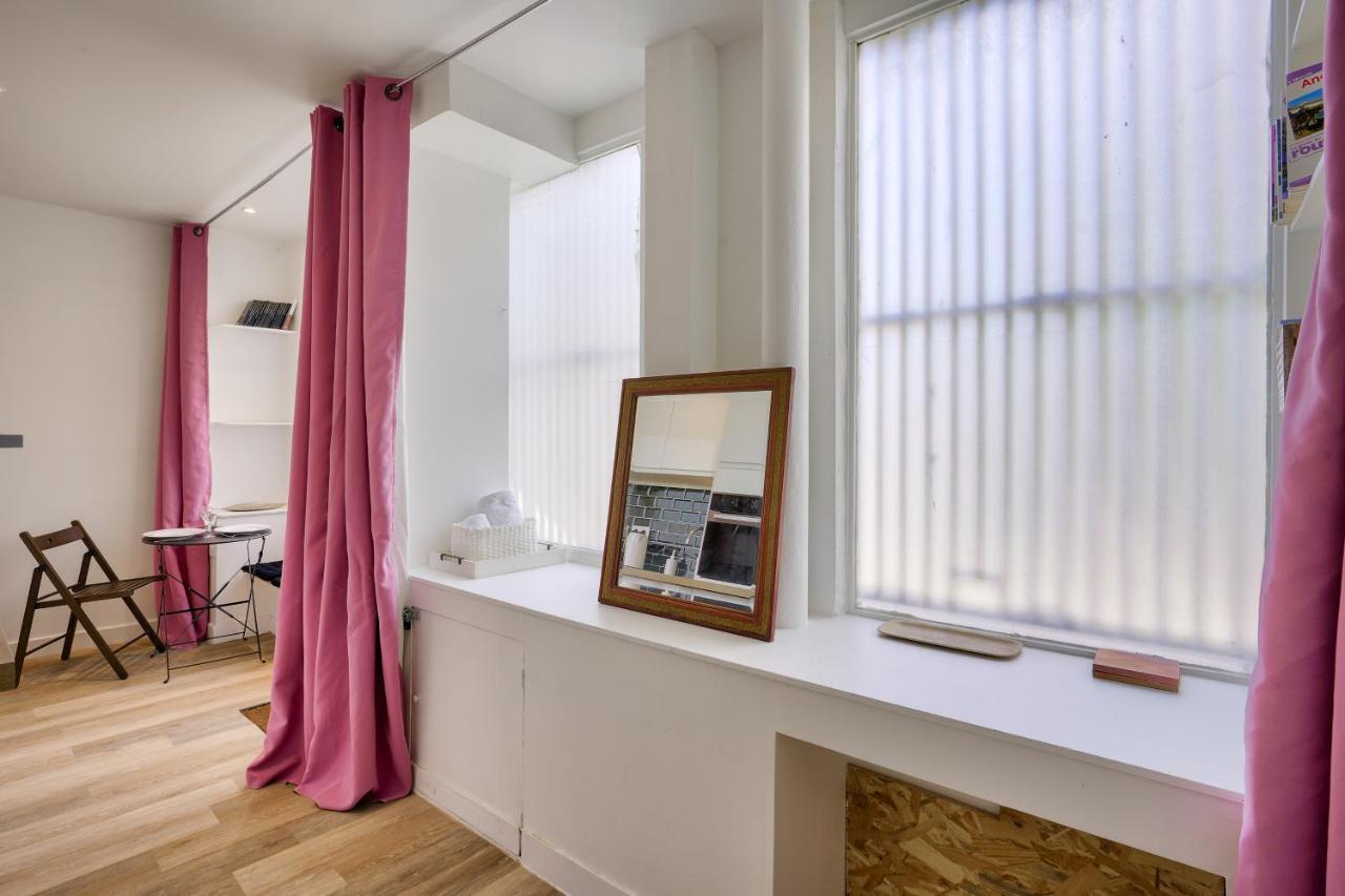 Sweet Apartment In The Heat Of The 15Th ปารีส ภายนอก รูปภาพ
